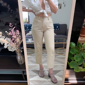 Vintage high rise white jeans